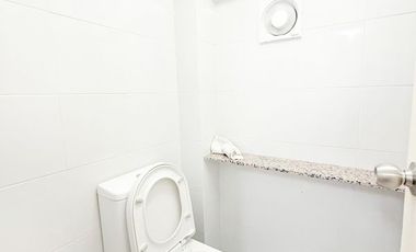 209 sqm Ground floor Commercial Warehouse Office Space for Rent Lease Makati Don Chino Pasong Tamo Professional Private near Salcedo Village, Poblacio