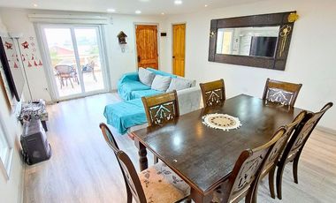 Sincrónica propiedades Arrienda Gran Casa Remodelada Con Vista Al Mar, El Quisco
