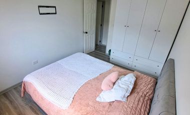 Sincrónica propiedades Arrienda Gran Casa Remodelada Con Vista Al Mar, El Quisco