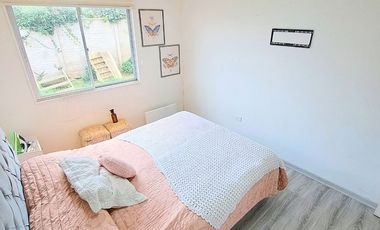 Sincrónica propiedades Arrienda Gran Casa Remodelada Con Vista Al Mar, El Quisco