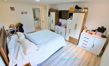 Sincrónica propiedades Arrienda Gran Casa Remodelada Con Vista Al Mar, El Quisco