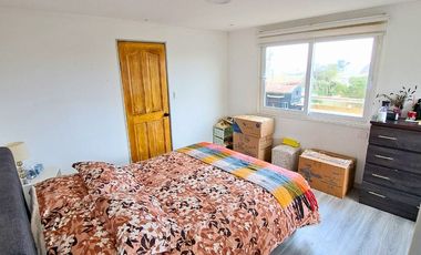 Sincrónica propiedades Arrienda Gran Casa Remodelada Con Vista Al Mar, El Quisco