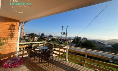 Sincrónica propiedades Arrienda Gran Casa Remodelada Con Vista Al Mar, El Quisco
