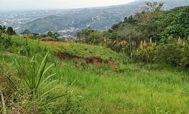 Lote “El Refugio” – 12 800 m² con casa de 314 m² en Cerro Los Cristales