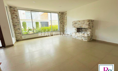 Casa en arriendo en unidad cerrada – La Ceja