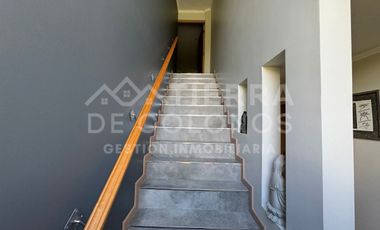 Vendemos Casa familiar amplia y luminosa en condominio cerrado