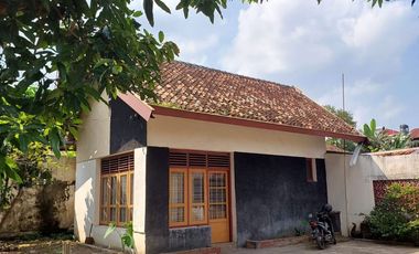 Rumah Klasik Strategis Halaman Luas dekat Malioboro