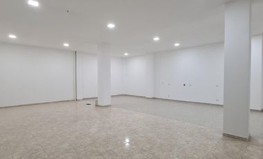 ALQUILO LOCAL COMERCIAL 200 M2  PRADOIS DEL NORTE