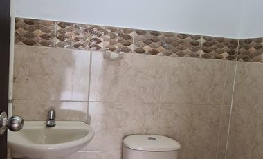 ALQUILO LOCAL COMERCIAL 200 M2  PRADOIS DEL NORTE