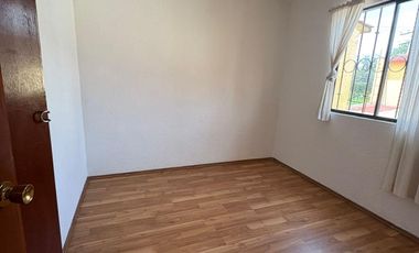 CASA EN VENTA EN FRACC. EL OLIMPO TOLUCA