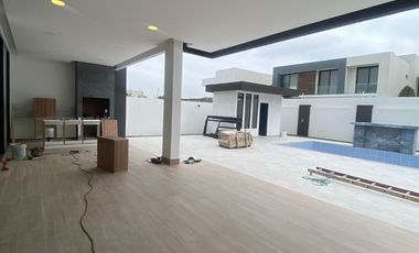 Casa en venta, Urb sotavento, isla mocoli Vía Samborondón