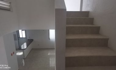 RENTA DE CASA EN FRAC LAS AMERICAS CON 3 HAB. RECIEN REMODELADA