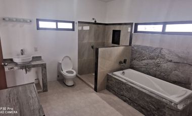 RENTA DE CASA EN FRAC LAS AMERICAS CON 3 HAB. RECIEN REMODELADA