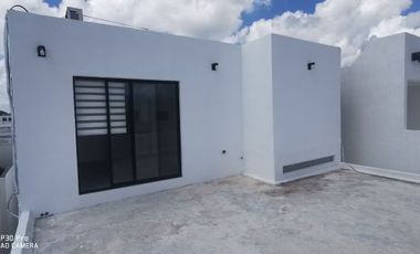 RENTA DE CASA EN FRAC LAS AMERICAS CON 3 HAB. RECIEN REMODELADA