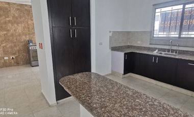 RENTA DE CASA EN FRAC LAS AMERICAS CON 3 HAB. RECIEN REMODELADA