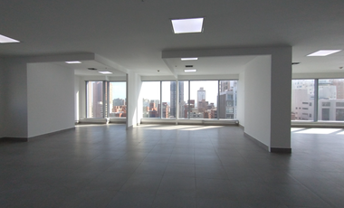 Oficina en arriendo en Alto Prado.