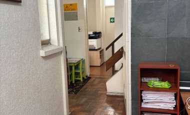 Casa uso habitacional o centro profesional. Centro Concepción