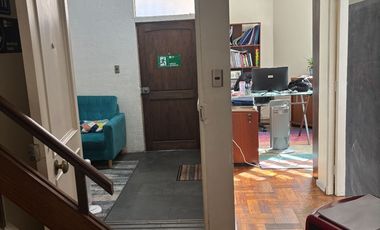 Casa uso habitacional o centro profesional. Centro Concepción