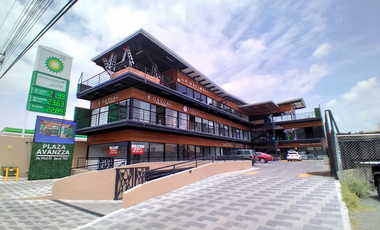 LOCALES EN VENTA EN PLAZA AVANZZA