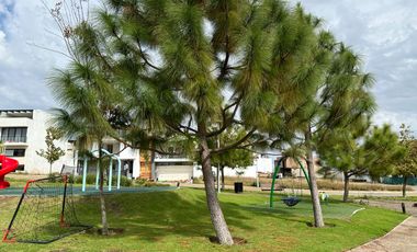 Terreno en esquina en venta en Valle Imperial