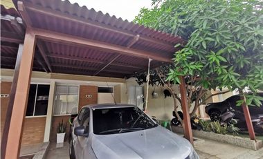 VENTA CASA EN CONJUNTO CERRADO SECTOR CISNE SANTA MARTA – H.I