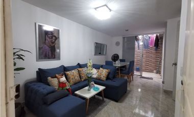 VENTA CASA EN CONJUNTO CERRADO SECTOR CISNE SANTA MARTA – H.I