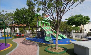 VENTA CASA EN CONJUNTO CERRADO SECTOR CISNE SANTA MARTA – H.I