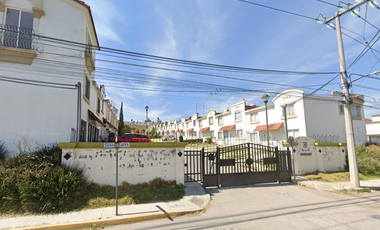 CASA DE RECUPERACIÓN BANCARIA EN PRIV.BARAJAS, FRACC. URBI VILLA DEL REY, HUEHUETOCA, EDO MEX. ¡NO SE ACEPTAN CRÉDITOS!