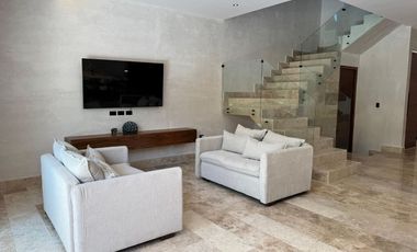 Hermosa Villa de 3 recamaras con alberca privada en Senderos de Mayakoba