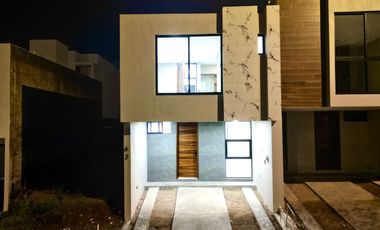 Casa en venta en Zimalta, Tlaquepaque