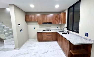 Casa en venta en Zimalta, Tlaquepaque
