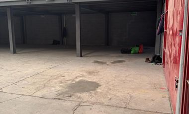 Bodega Comercial en Avenida