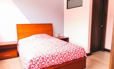 En venta departamento en Cuenca, edif. Atlantida