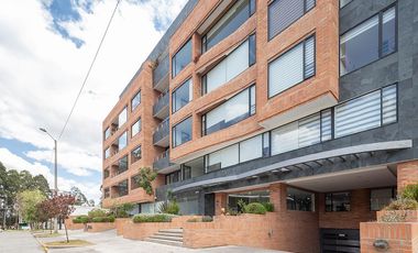 En venta departamento en Cuenca, edif. Atlantida
