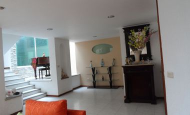 🏠 Espectacular Casa en Venta en Las Ánimas, Xalapa | Diseño Único en Medios Niveles