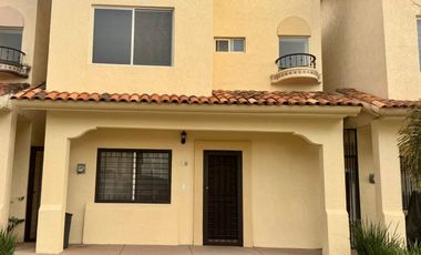 Casa en Renta dentro de coto San Bernardino, Alta California, Tlajomulco de Zúñiga