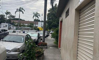 Kennedy Norte, Renta de lindo Local de 18mts2