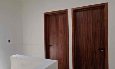 Casa en venta dentro de Fracc Privado Royal Campestre zona sur pte de la ciudad 200 mts2