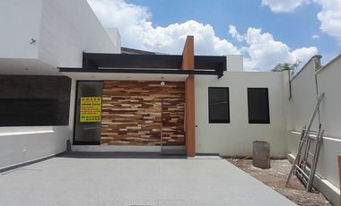 CASA UNA PLANTA EN LOMALTA TRES MARIAS MORELIA