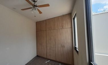 CASA UNA PLANTA EN LOMALTA TRES MARIAS MORELIA