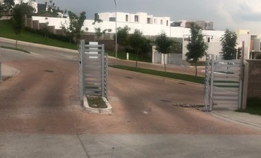 CASA UNA PLANTA EN LOMALTA TRES MARIAS MORELIA