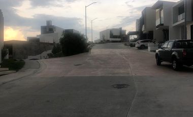 CASA UNA PLANTA EN LOMALTA TRES MARIAS MORELIA