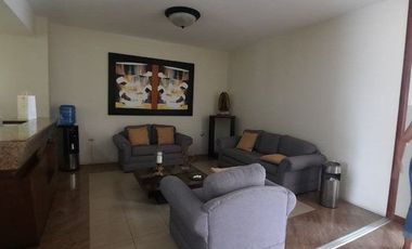 Avenida Edgar Córdova, Edificio Elite