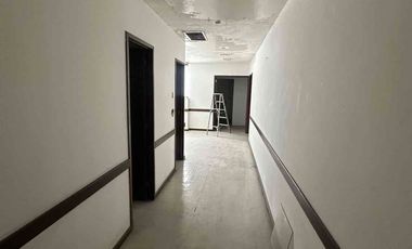 Edificio en esquina en venta