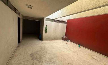 Edificio en esquina en venta