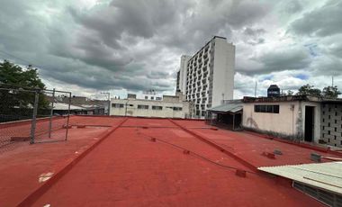Edificio en esquina en venta