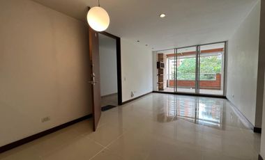 Apartamento en Arriendo en Loma del Esmeraldal Envigado