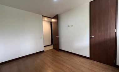 Apartamento en Arriendo en Loma del Esmeraldal Envigado