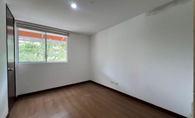 Apartamento en Arriendo en Loma del Esmeraldal Envigado