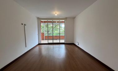 Apartamento en Arriendo en Loma del Esmeraldal Envigado